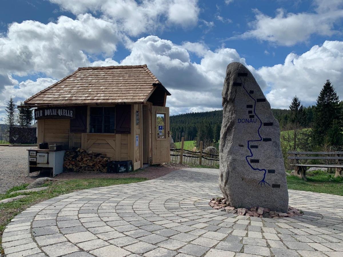 Hoehengasthaus Kolmenhof An Der Donauquelle Furtwangen Exterior foto