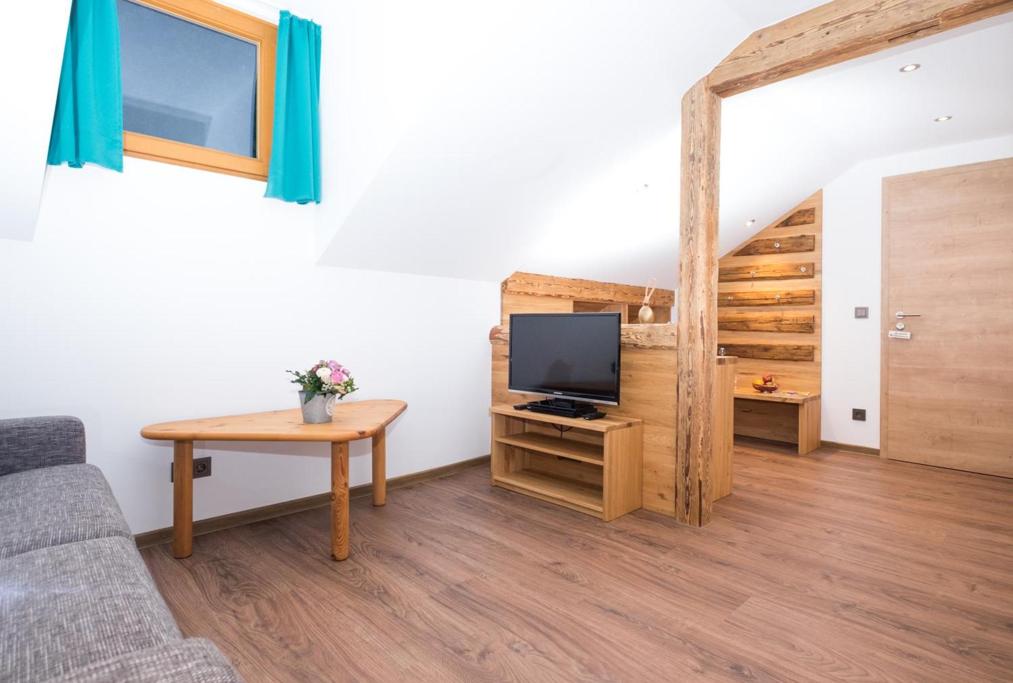 Hoehengasthaus Kolmenhof An Der Donauquelle Furtwangen Quarto foto